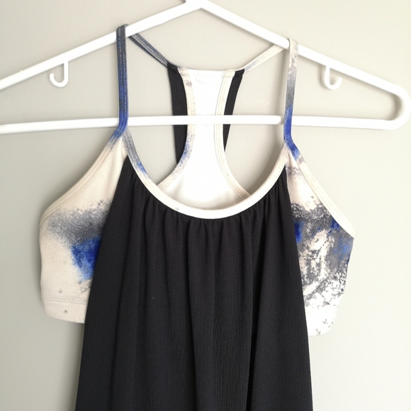 Lululemon Activewear Singlet Yoga Tank Top - Picture 14 of 14